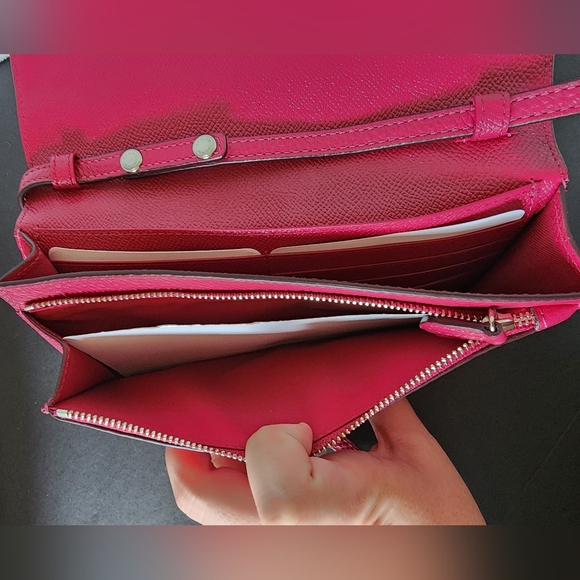 ✨️NWOT✨️Coach Foldover Crossbody Clutch, Magenta - Picture 9 of 11
